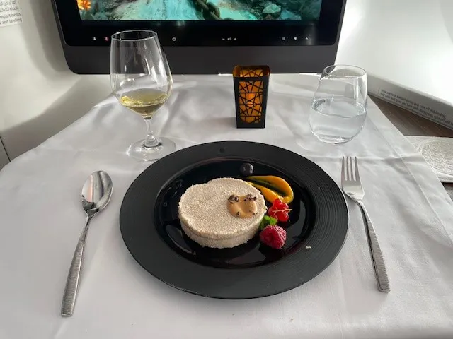 Qatar Airways A380 lunch dessert vlucht LHR naar DOHA