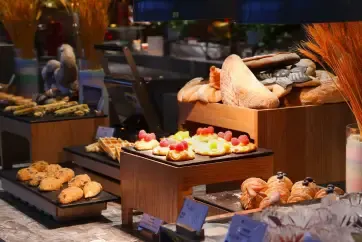 Pullman Executive Club Breakfast