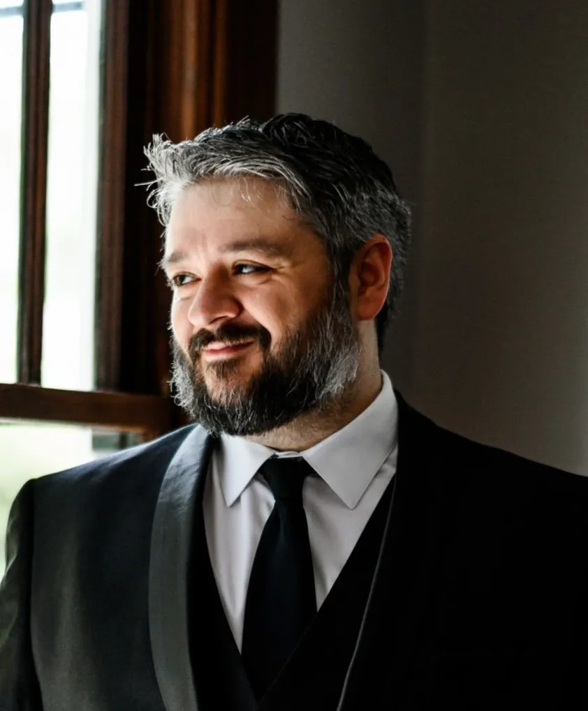 Victor Khaze'