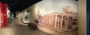 Patrons and Patrons exhibit photo at the American Revolution Museum at Yorktown showing Nick's Seafood Pavilion
