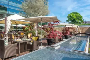 Hilton Geneva Hotel & Conference Centre Olivio Terrace