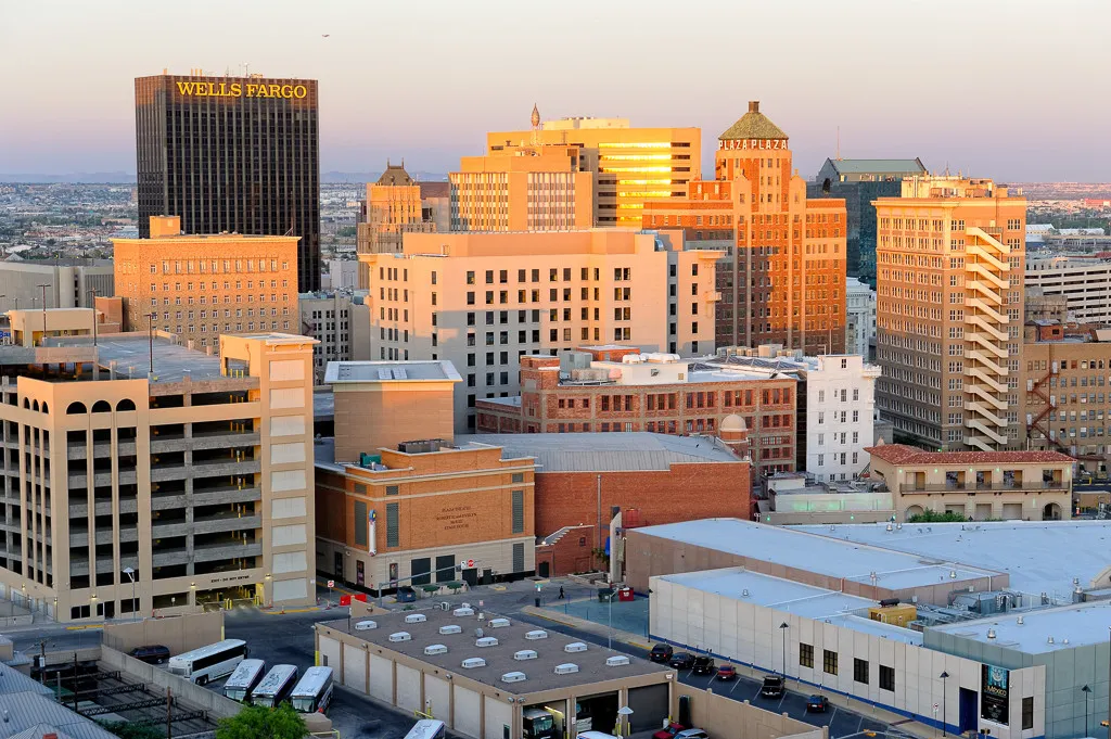 El Paso TX - By Brian Wancho - Brian Wancho Photograpy, CC BY-SA 3.0, https://commons.wikimedia.org/w/index.php?curid=26764801