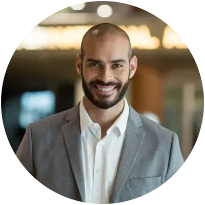 Homem empresário de terno