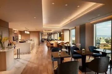 DoubleTree by Hilton Osaka Castle Executive Club Lounge