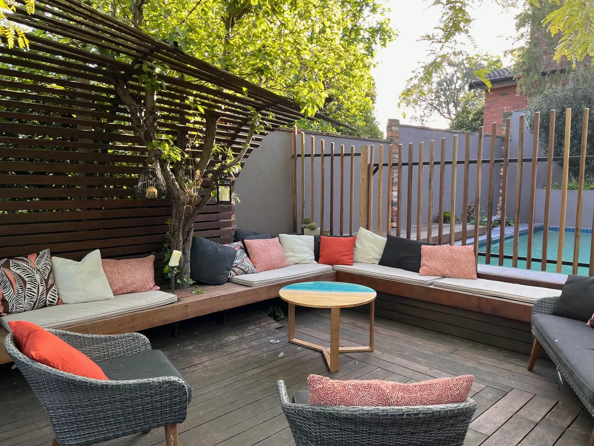 Private courtyard landscaping by Bryce Minett landscaping Melbourne 