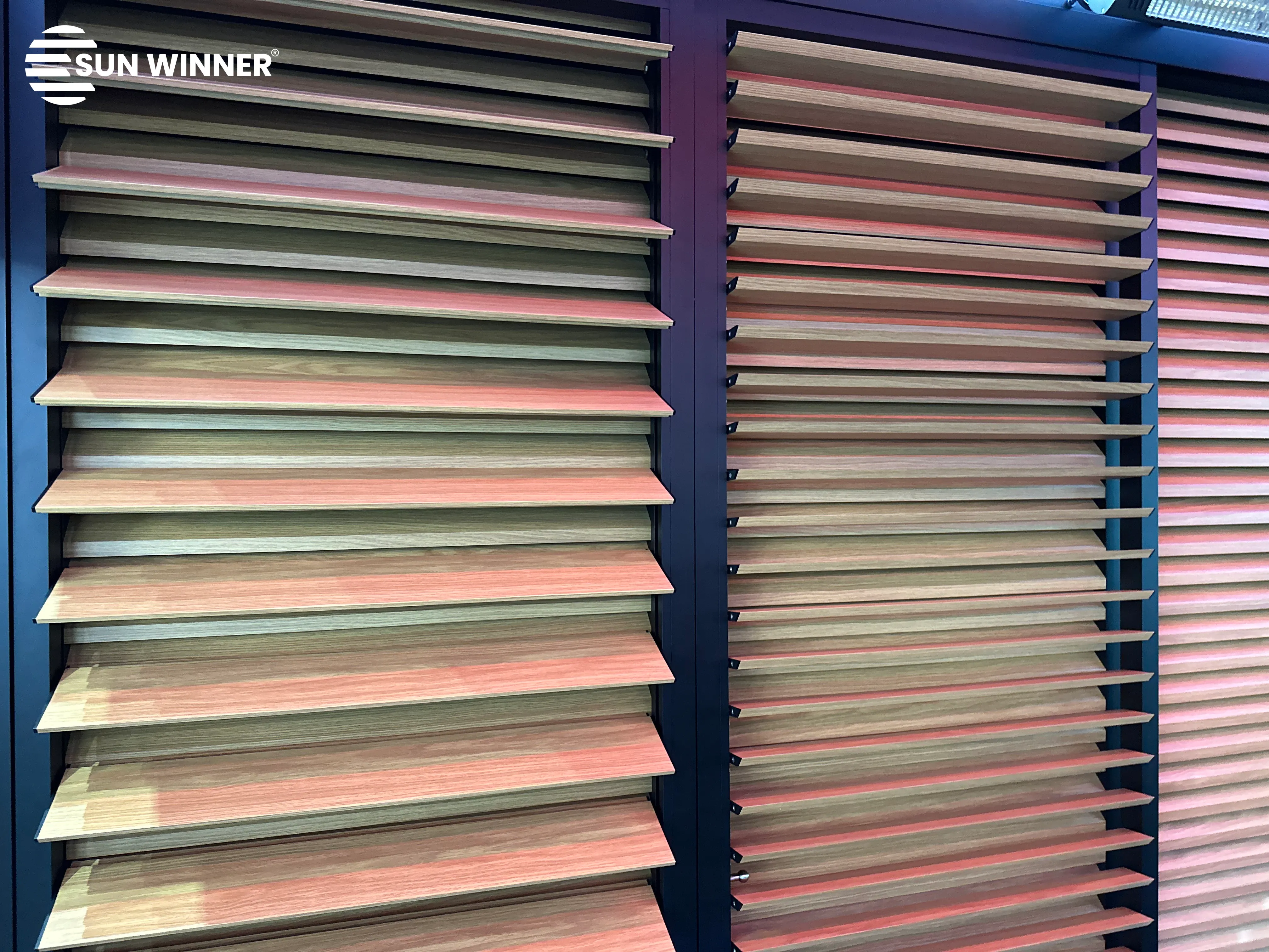 aluminijasti brisoleji alu paneli za senčenje hotelibioklimatska pergolaisole paneli senčenje