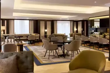 Hilton Vienna Plaza Executive Lounge