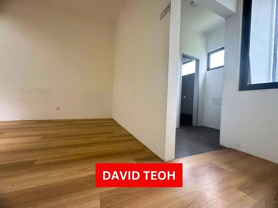 2nd floor shop lot for rent in iconic point simpang ampat