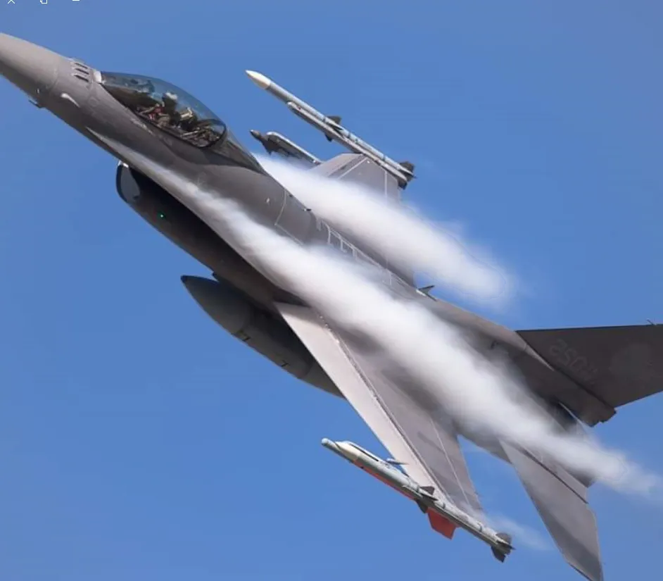 U.S.A.F.  F-16  FIGHTER JET