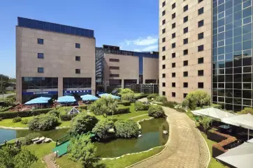 Kempinski Beijing Yansha Center Gardens