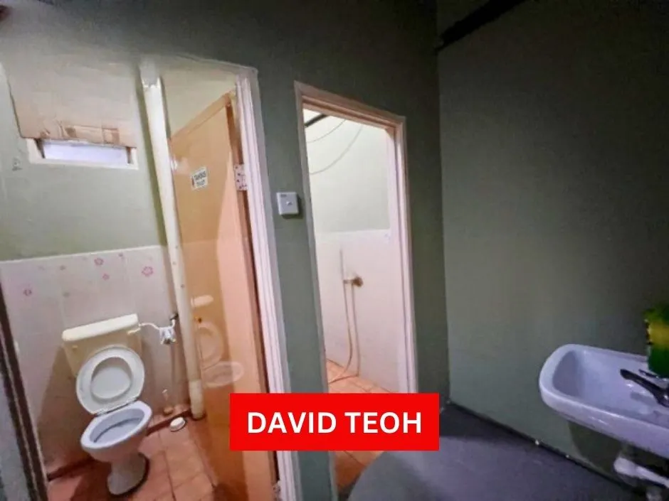 permatang tinggi ground floor shoplot for rent in taman perwira indah