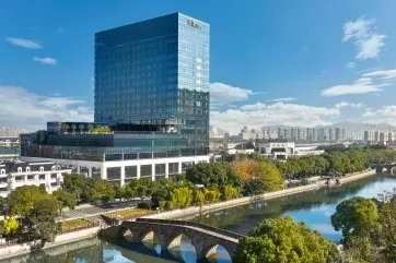 Hilton Yuyao  Exterior