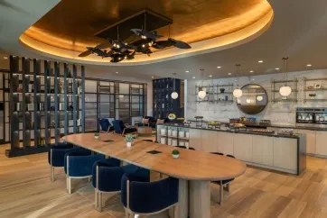 Renaissance Boston Seaport District Club Lounge