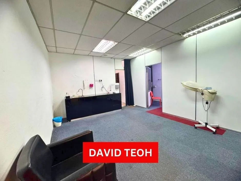 renovated unit for saloon ground floor shoplot for rent in taman impian ria alma