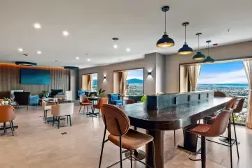 Hilton Queretaro Executive Lounge