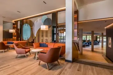 Geneva Marriott Hotel M Club Lounge