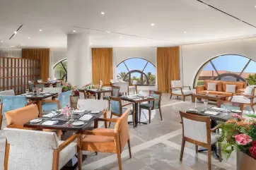 Hilton Alexandria King's Ranch Executive Lounge