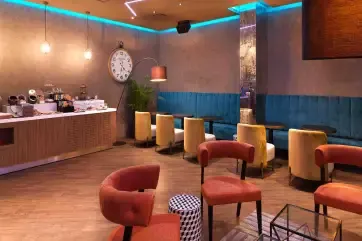 Leonardo Plaza Cypria Maris Beach Hotel & Spa, Premium Lounge