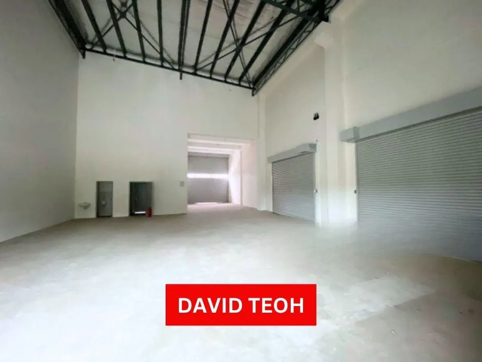 semi d factory for rent at kawasan perindustrian valdor penang