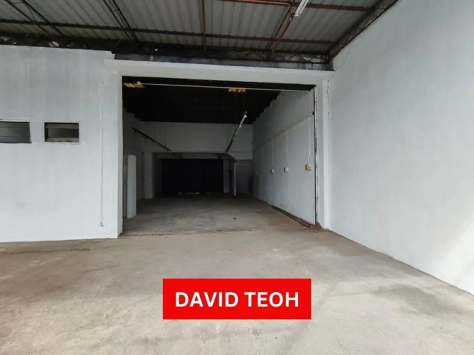 usahajaya refurbished terrace factory warehouse for rent at permatang tinggi
