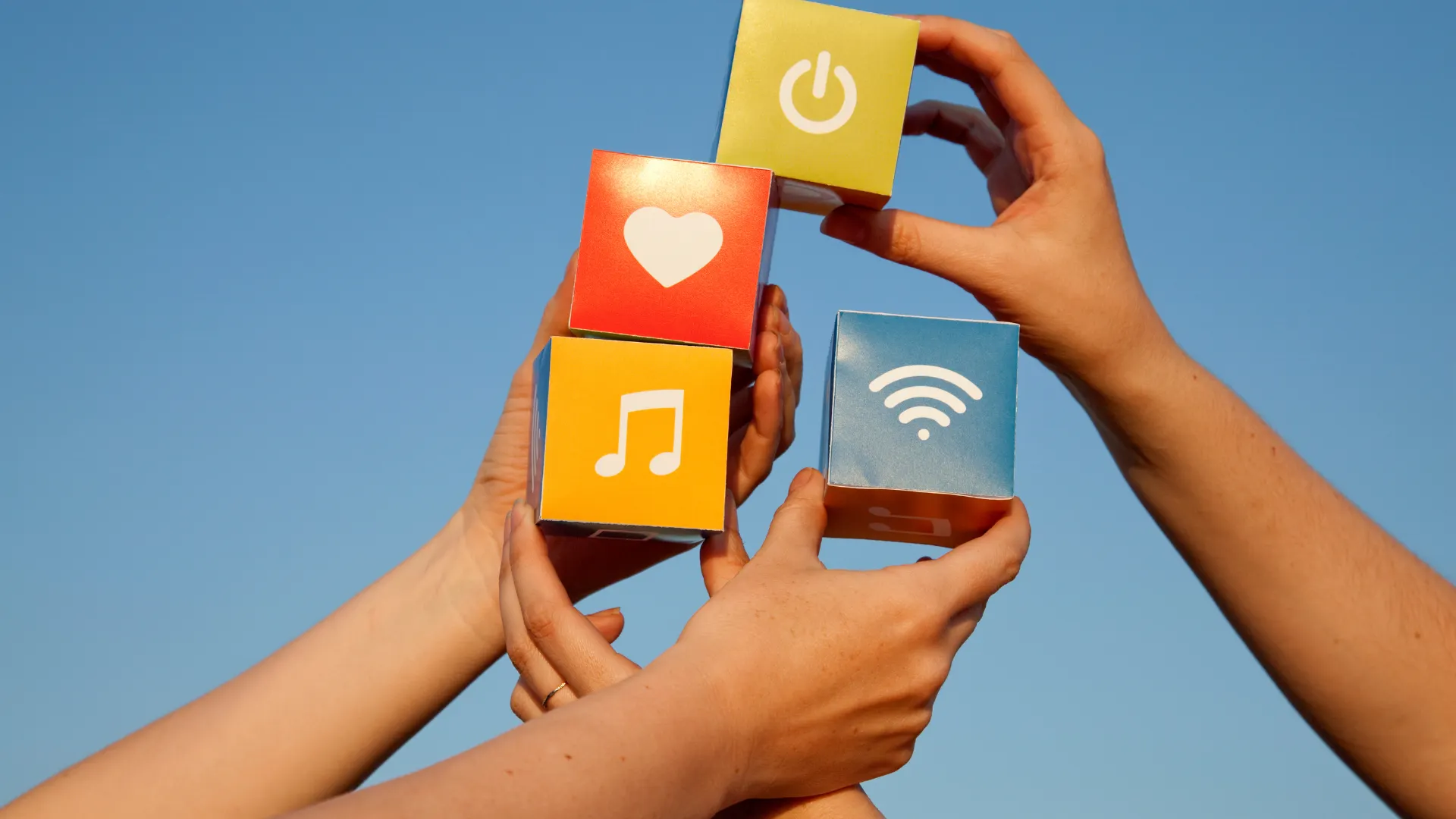 Constelaciones colaborativas superando a las estrellas individuales en la aceleración del desarrollo digital