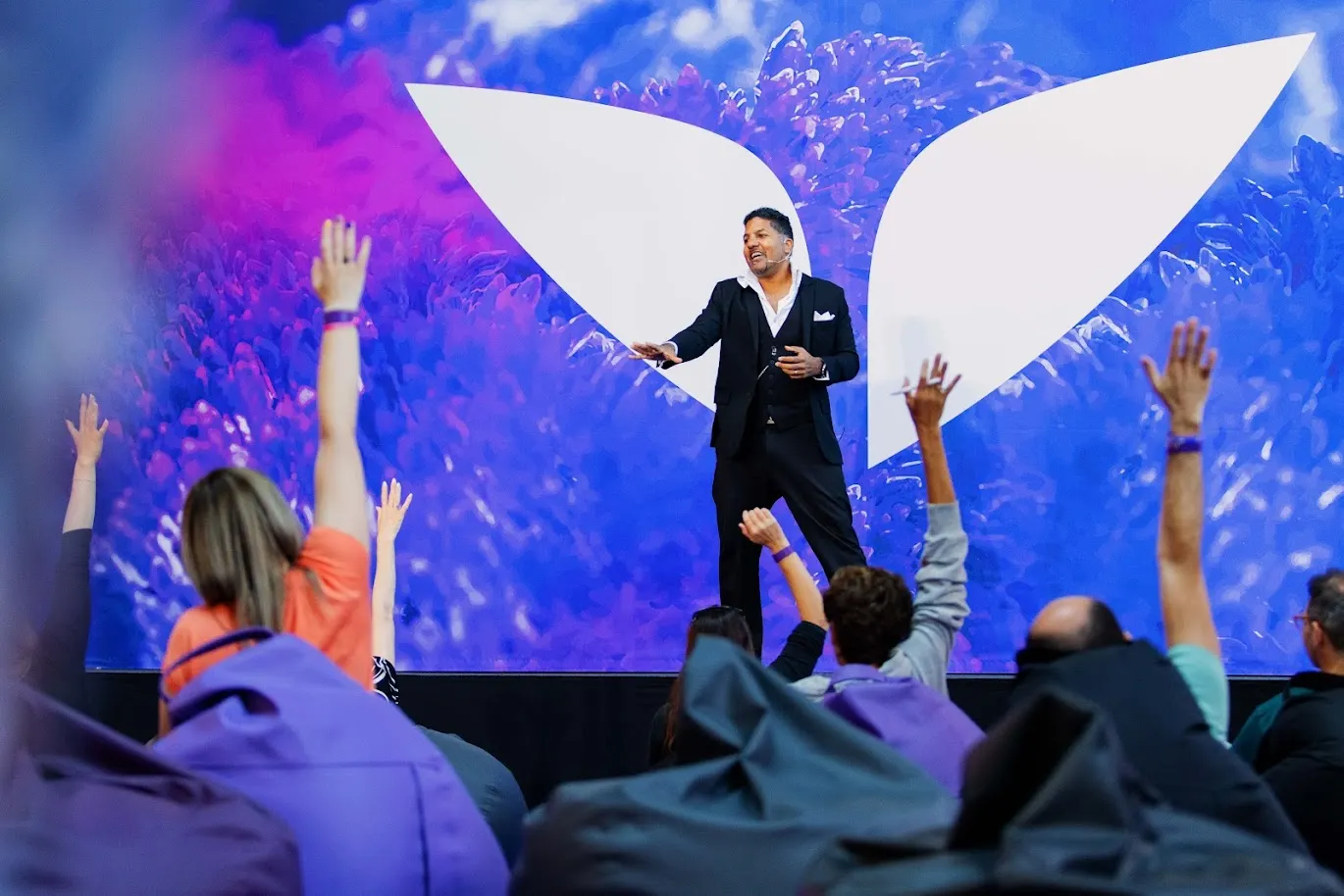 MUNEER connecting with an audience