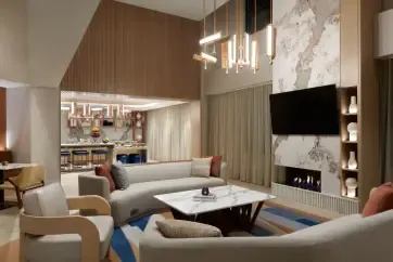 Kingston Marriott Club Lounge
