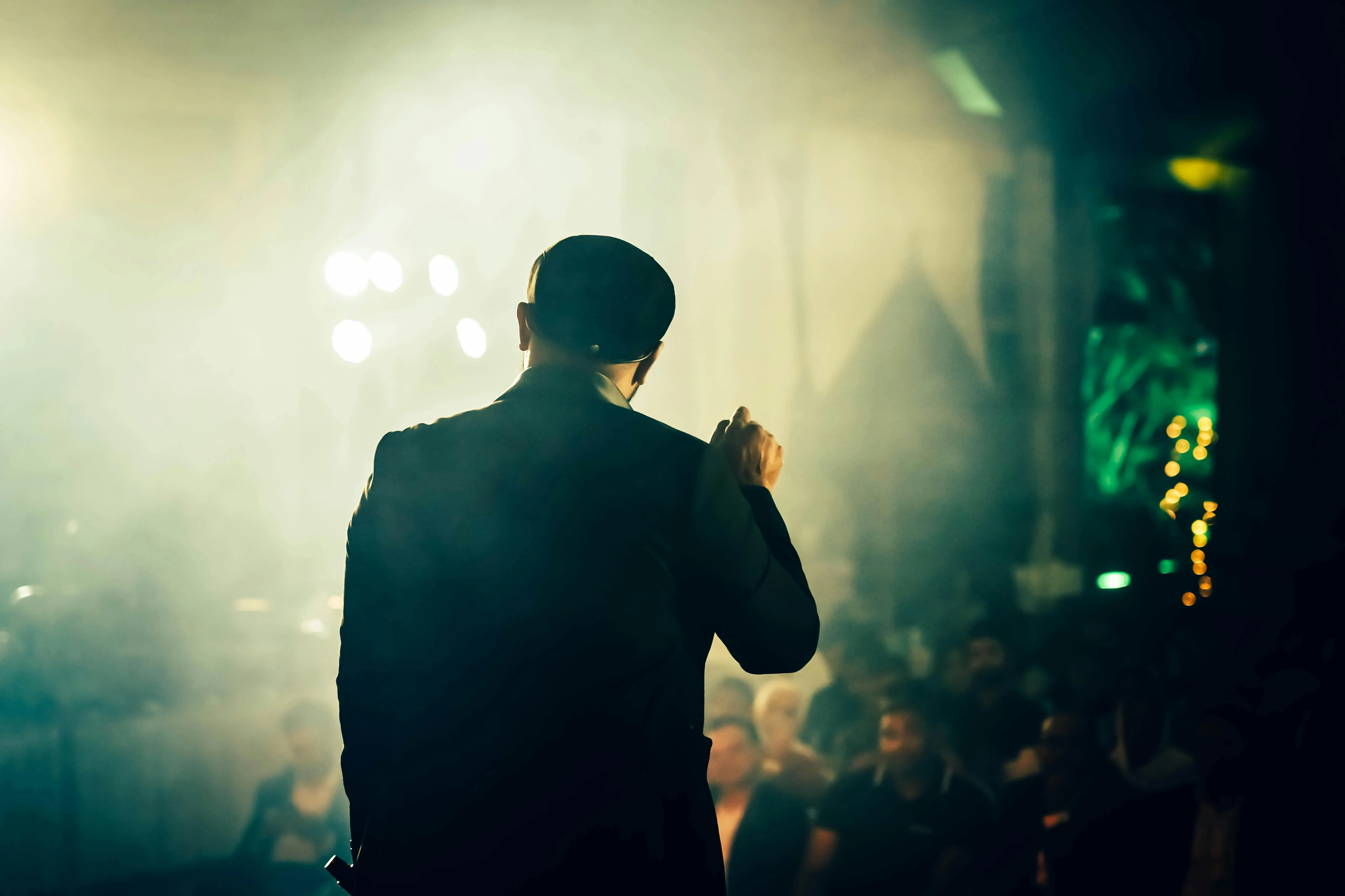 Need a speaker for leadership and personal growth training