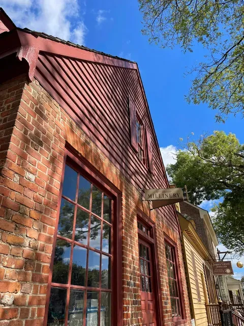 Margaret Hunter's shop where the mantuamaker created a reproduction of a straightdress