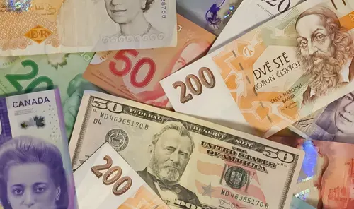 Money mindset coaching guide to eliminate money blocks, shift limiting beliefs about money, and rewire your subconscious for abundance, wealth attraction, and financial success. This self-discovery and mindset shift workbook includes practical exercises for healing your relationship with money, overcoming scarcity mindset, and creating empowered financial habits for long-term abundance.