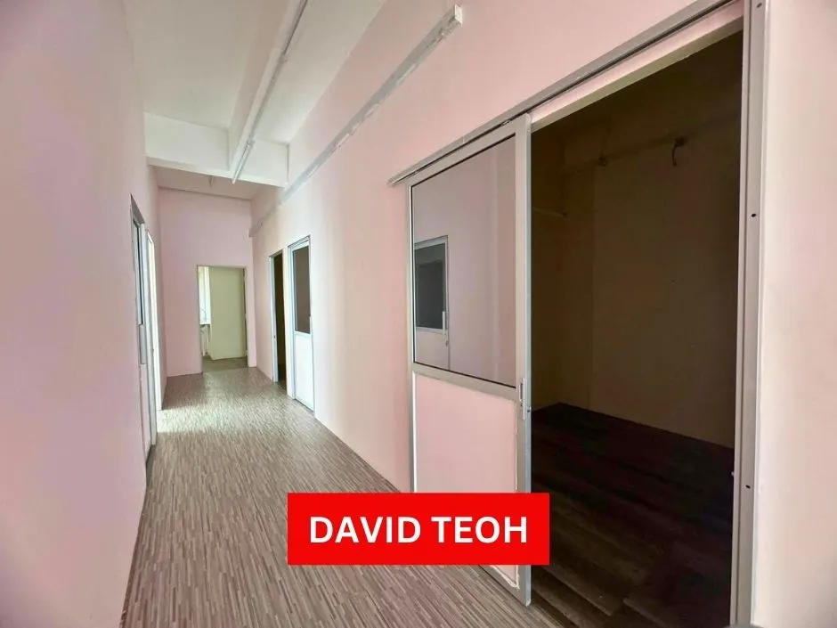 commercial 4-storey semi-d for rent in vortex business park batu kawan