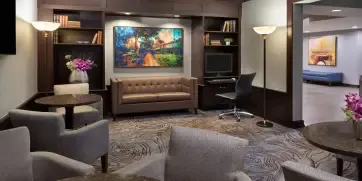 InterContinental Toronto Centre Executive Lounge