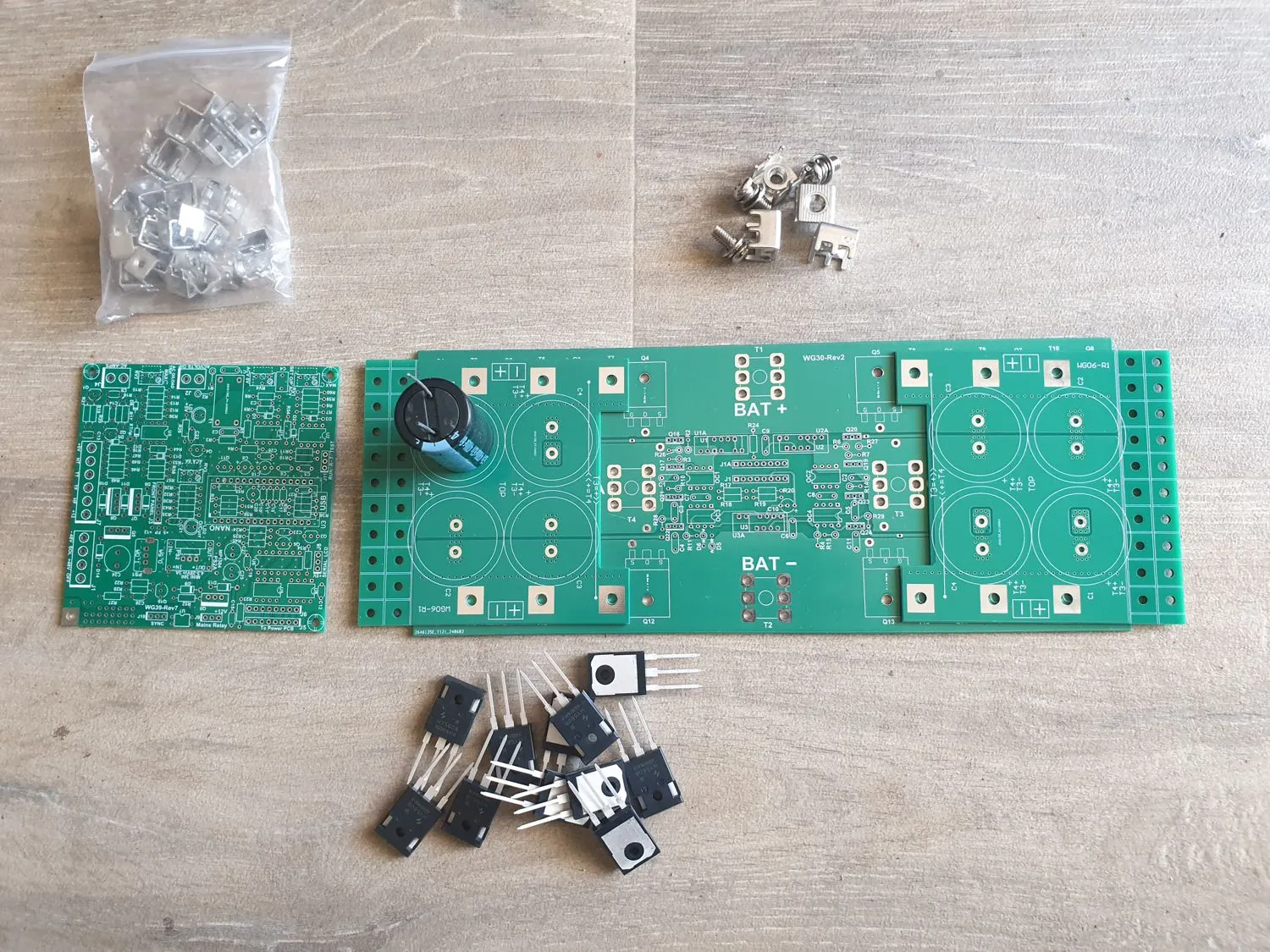 Wiseguy Inverter with Capacitor Boards in Position