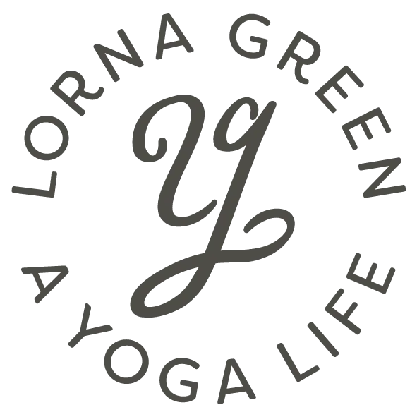 Grey Lorna Green Logo