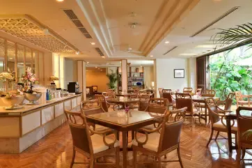 The Naha Terrace Club Floor Lounge