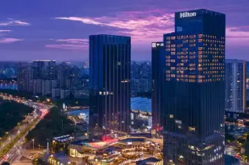 Hilton Huizhou Exterior Night