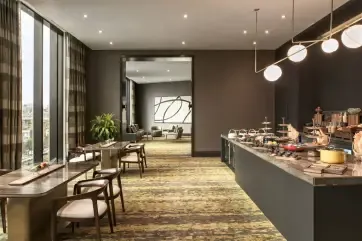 JW Marriott Parq Vancouver Executive Lounge