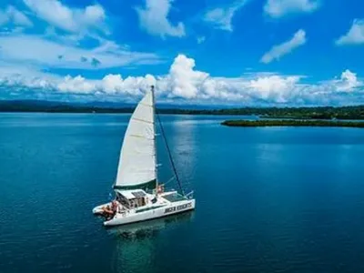 Best in Panama - Bocas Del Toro - Jager Knight Catemeran