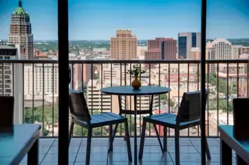 San Antonio Marriott Riverwalk M Club Lounge Balcony View