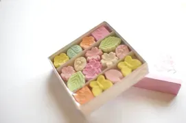 box_of_japanese_sweets