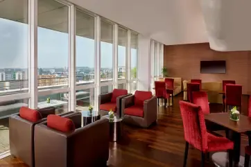 Sheraton Porto Hotel & Spa Sheraton Club Lounge