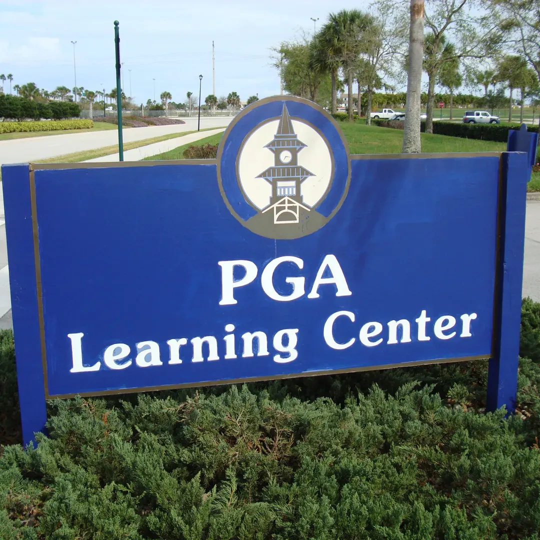 Convenient On-Site PGA Learning Center Improves Golf Game
