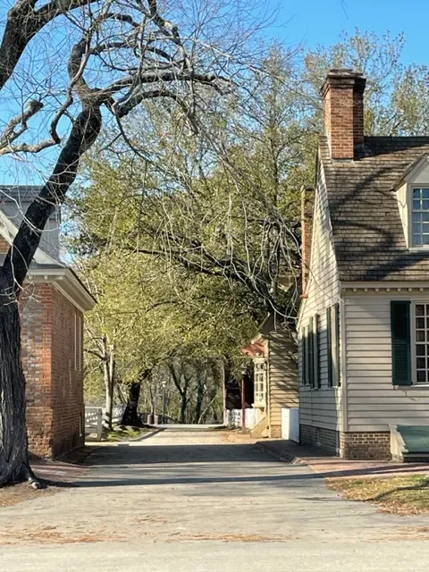 Street view in Colonial Williamsburg