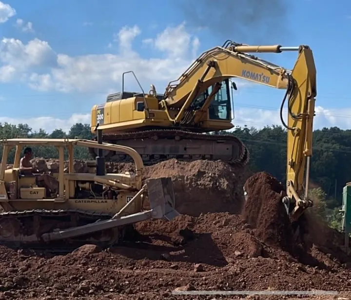 Image of topsoil being excavated