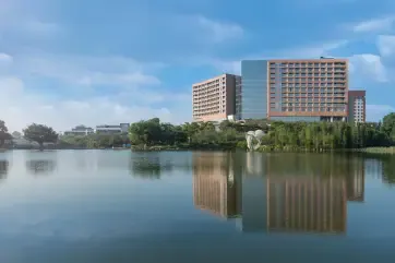 DoubleTree by Hilton Hotel Guangzhou - Science City Exterior Day