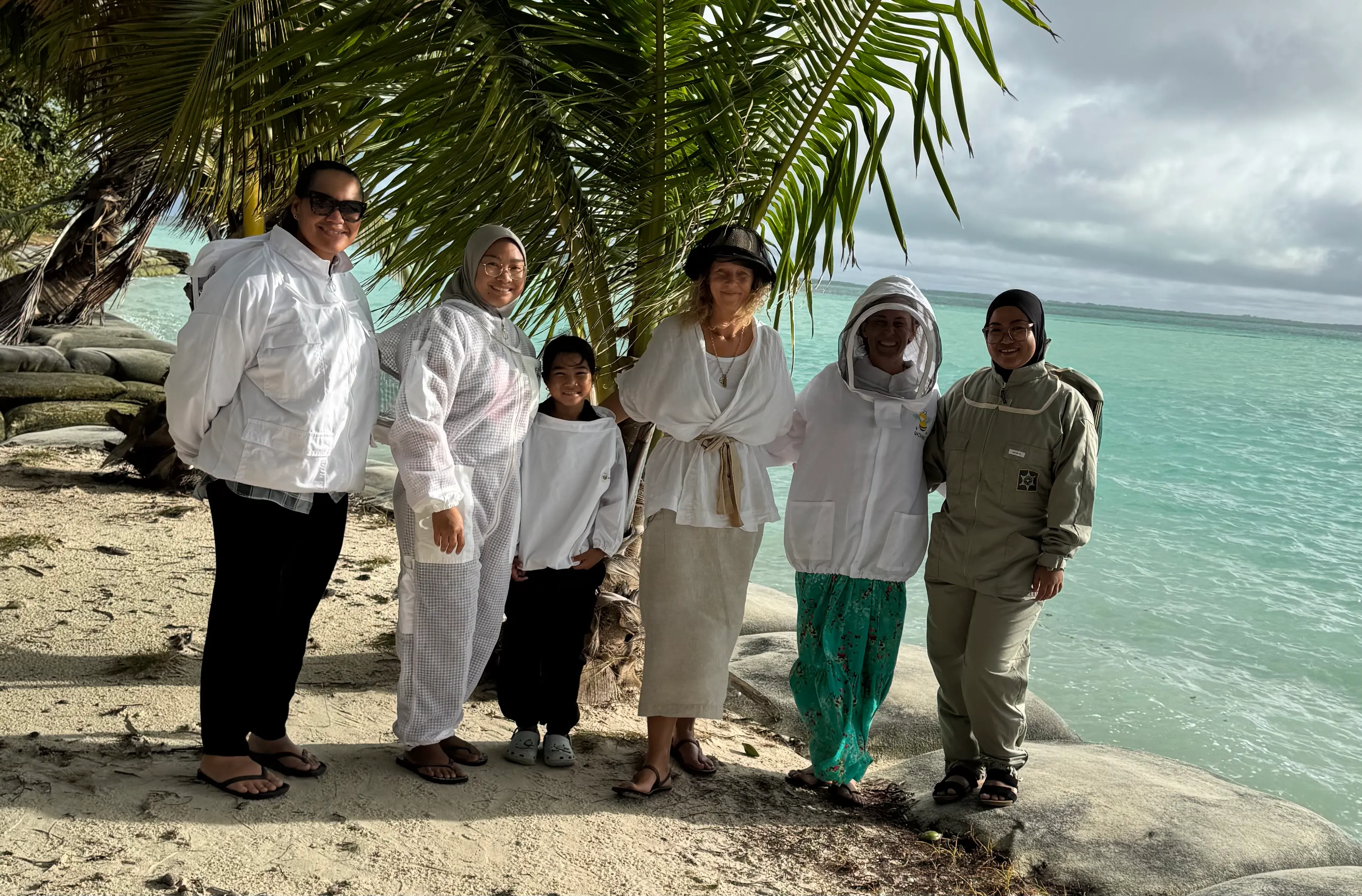 Bee Ladies of Cocos (Keeling)
