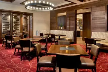 Philadelphia Airport Marriott Concierge lounge