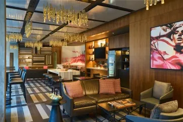 Renaissance New York Midtown Hotel M Club Lounge