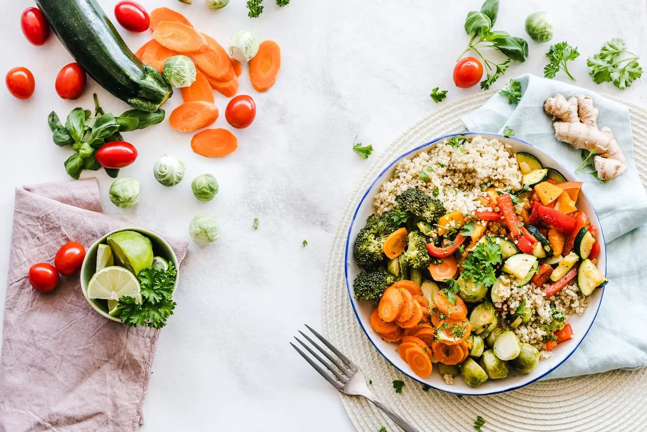 Healthy foods and lifestyle habits that support balanced blood sugar