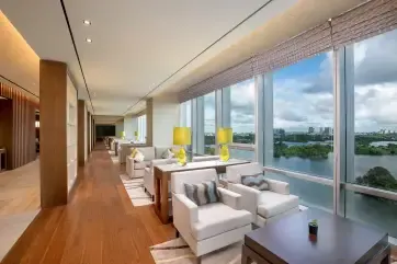 LOTTE Hotel Yangon Club Lounge